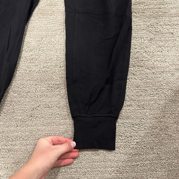 Align joggers - Picture 7 of 7